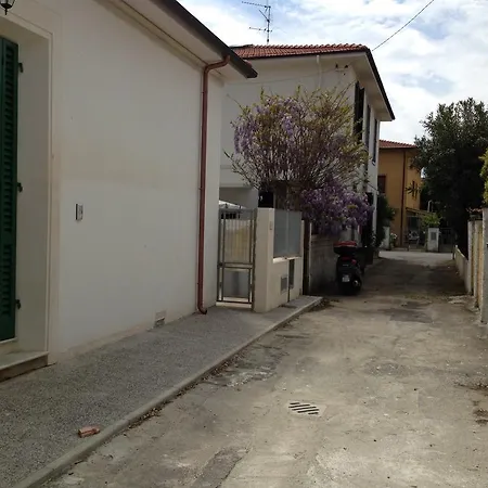 Guest house Old Time Lido Lido di Camaiore