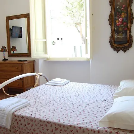 Old Time Lido Guest house Lido di Camaiore
